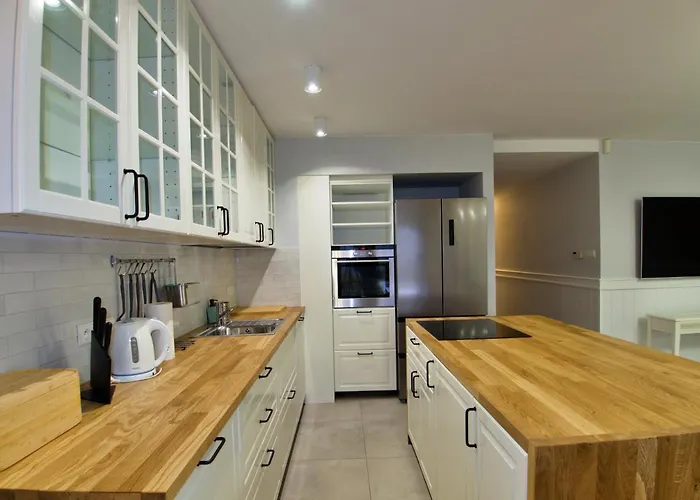 Apartment Family Parking 2 Bathrooms 300 M Sea