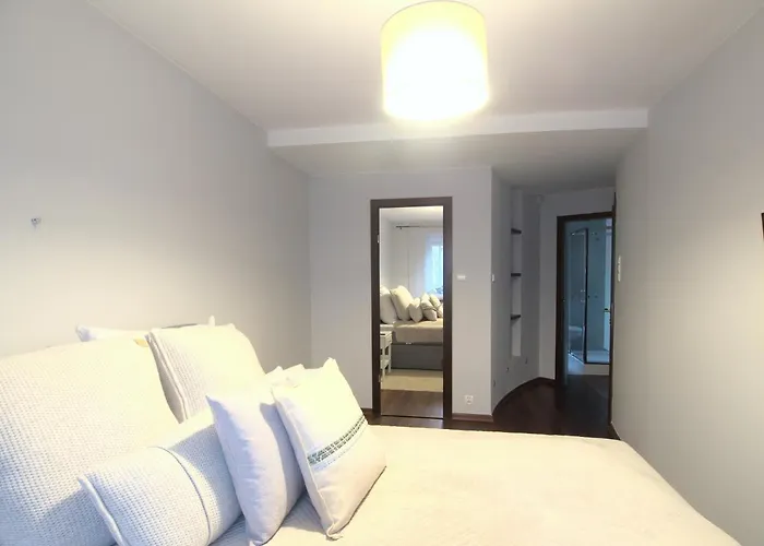 Апартаменты Family Parking 2 Bathrooms 300 M Sea Сопот